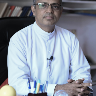 Fr Devasi (Joji) Vadakkeveettil